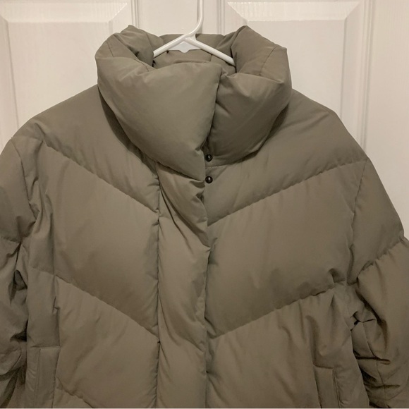 Wilfred - The Cloud Puff Mid (Aritzia) - Picture 10 of 14